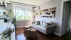 Foto 2 de Apartamento com 3 Quartos à venda, 74m² em Petrópolis, Porto Alegre