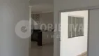 Foto 4 de Casa com 2 Quartos para alugar, 80m² em Martins, Uberlândia