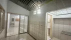 Foto 9 de Casa com 2 Quartos para alugar, 150m² em Setor Coimbra, Goiânia