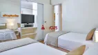 Foto 4 de Flat com 2 Quartos à venda, 70m² em Itaim Bibi, São Paulo