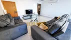 Foto 3 de Apartamento com 4 Quartos à venda, 130m² em Praia das Pitangueiras, Guarujá