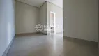 Foto 2 de Casa de Condomínio com 4 Quartos à venda, 235m² em Granja Marileusa , Uberlândia