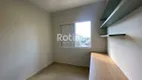 Foto 10 de Apartamento com 3 Quartos para alugar, 77m² em Laranjeiras, Uberlândia