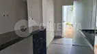 Foto 3 de Casa com 2 Quartos à venda, 63m² em Morumbi, Uberlândia