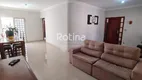 Foto 2 de Casa com 3 Quartos à venda, 222m² em Cidade Jardim, Uberlândia