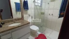 Foto 8 de Casa com 4 Quartos à venda, 188m² em Cidade Jardim, Uberlândia