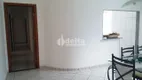 Foto 3 de Casa com 3 Quartos à venda, 220m² em Cidade Jardim, Uberlândia