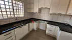 Foto 26 de Casa com 3 Quartos para alugar, 137m² em Casoni, Londrina