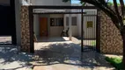 Foto 2 de Casa com 2 Quartos à venda, 80m² em Conjunto Habitacional Requiao, Maringá