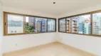 Foto 19 de Apartamento com 3 Quartos à venda, 130m² em Mont' Serrat, Porto Alegre