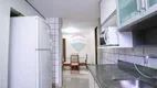 Foto 19 de Apartamento com 5 Quartos à venda, 225m² em Praia do Canto, Vitória