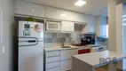 Foto 6 de Apartamento com 3 Quartos à venda, 61m² em Cavalhada, Porto Alegre