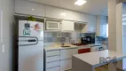 Foto 6 de Apartamento com 3 Quartos à venda, 62m² em Cavalhada, Porto Alegre