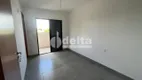 Foto 3 de Apartamento com 2 Quartos à venda, 52m² em Santa Mônica, Uberlândia