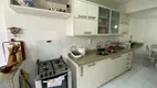 Foto 27 de Apartamento com 4 Quartos à venda, 200m² em Acupe de Brotas, Salvador