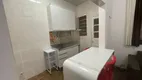 Foto 2 de Apartamento com 2 Quartos à venda, 49m² em Petrópolis, Porto Alegre