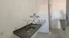 Foto 3 de Apartamento com 2 Quartos à venda, 52m² em Jardim das Industrias, Jacareí