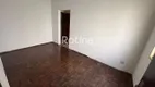 Foto 2 de Apartamento com 3 Quartos para alugar, 70m² em Daniel Fonseca, Uberlândia