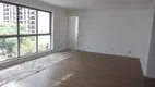 Foto 2 de Apartamento com 3 Quartos para venda ou aluguel, 136m² em Jardim América, São Paulo