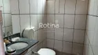 Foto 18 de Casa com 5 Quartos à venda, 186m² em Presidente Roosevelt, Uberlândia