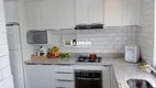 Foto 4 de Apartamento com 2 Quartos à venda, 56m² em Jardim Elizabete, Taboão da Serra