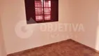 Foto 13 de Casa com 3 Quartos para alugar, 142m² em Santa Mônica, Uberlândia