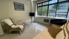 Foto 3 de Apartamento com 1 Quarto à venda, 50m² em Praia das Pitangueiras, Guarujá