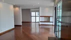 Foto 5 de Apartamento com 3 Quartos à venda, 184m² em Moema, São Paulo