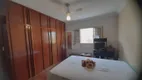 Foto 11 de Casa com 4 Quartos à venda, 270m² em Tubalina, Uberlândia