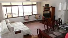 Foto 3 de Apartamento com 4 Quartos à venda, 200m² em Cambuí, Campinas