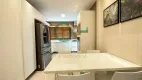 Foto 9 de Apartamento com 4 Quartos à venda, 215m² em Gonzaga, Santos