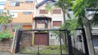 Foto 2 de Casa com 4 Quartos à venda, 330m² em Petrópolis, Porto Alegre