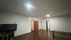 Foto 4 de Casa com 3 Quartos à venda, 230m² em Presidente Roosevelt, Uberlândia