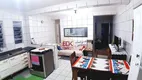 Foto 2 de Sobrado com 4 Quartos à venda, 168m² em Conjunto Residencial Trinta e Um de Março, São José dos Campos