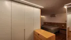 Foto 17 de Apartamento com 4 Quartos à venda, 370m² em Campo Belo, São Paulo