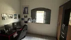 Foto 3 de Casa com 3 Quartos à venda, 199m² em Presidente Roosevelt, Uberlândia