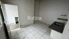 Foto 5 de Casa com 3 Quartos para alugar, 110m² em Martins, Uberlândia