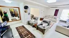 Foto 2 de Casa com 4 Quartos à venda, 280m² em Candelária, Natal