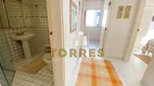 Foto 12 de Apartamento com 3 Quartos à venda, 90m² em Praia das Pitangueiras, Guarujá