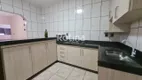 Foto 3 de Casa com 3 Quartos à venda, 237m² em Jardim Brasília, Uberlândia