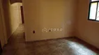 Foto 5 de Sobrado com 4 Quartos para venda ou aluguel, 125m² em Vila Pantaleão, Caçapava