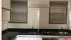 Foto 3 de Apartamento com 2 Quartos à venda, 70m² em Jardim das Americas, Londrina