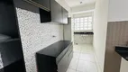 Foto 3 de Apartamento com 2 Quartos à venda, 80m² em Enseada do Suá, Vitória