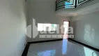 Foto 6 de Casa com 3 Quartos para alugar, 151m² em Tubalina, Uberlândia