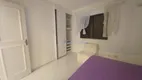 Foto 17 de Apartamento com 3 Quartos à venda, 135m² em Praia das Pitangueiras, Guarujá