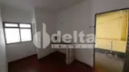 Foto 3 de Casa com 2 Quartos à venda, 140m² em Osvaldo Rezende, Uberlândia