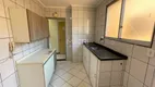 Foto 4 de Apartamento com 3 Quartos para alugar, 67m² em Jardim Quitandinha, Araraquara