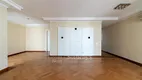 Foto 9 de Apartamento com 4 Quartos à venda, 230m² em Moema, São Paulo