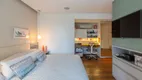 Foto 27 de Apartamento com 3 Quartos à venda, 200m² em Itaim Bibi, São Paulo