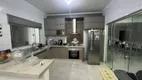 Foto 2 de Casa com 3 Quartos à venda, 190m² em Planalto, Uberlândia
